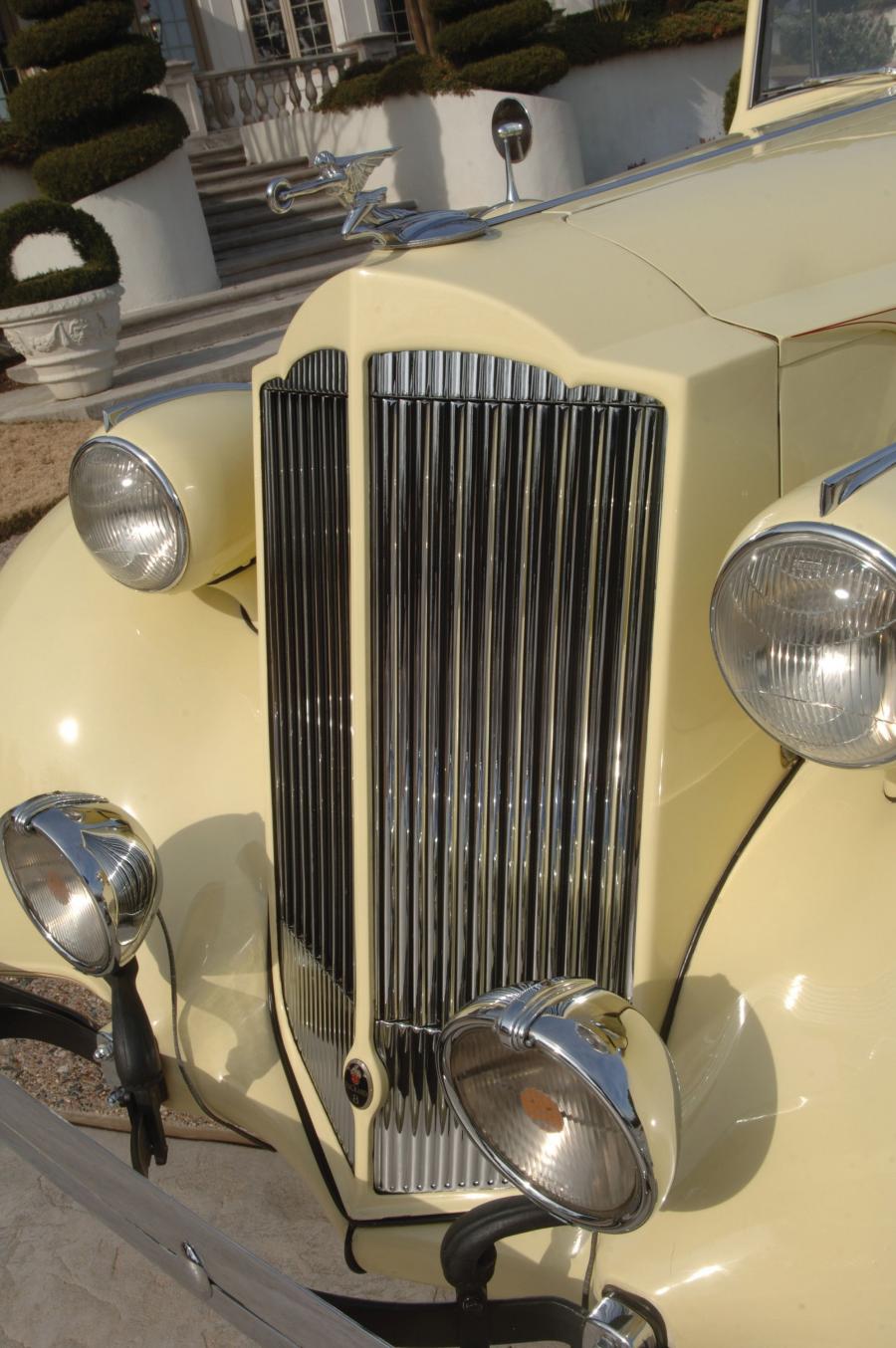  Packard Eight Model 1401 Convertible Coupe 1936 года  (фото 6 из 12)